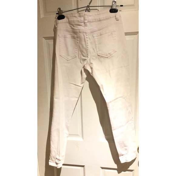 White ripped pants - Picture 3 of 5